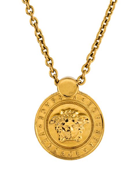 versace medusa head pendant neckalce